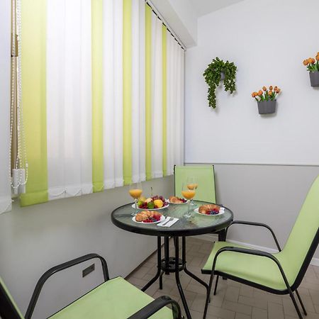 Apartment City Flower Риека Экстерьер фото